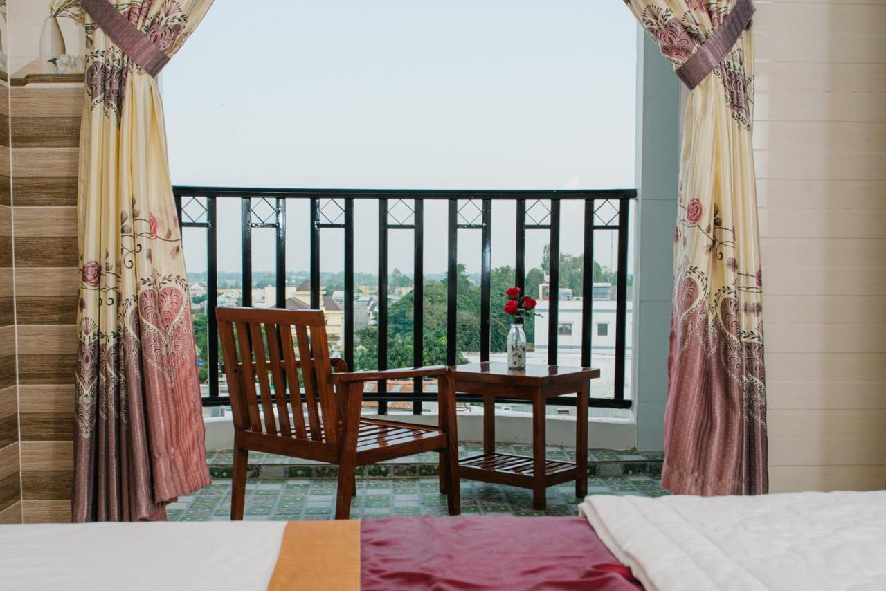 Hiep Hoa Hotel Chau Doc Dış mekan fotoğraf